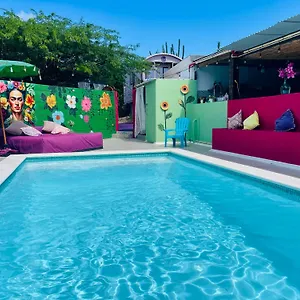 Bed & Breakfast Mammaloe, Oranjestad
